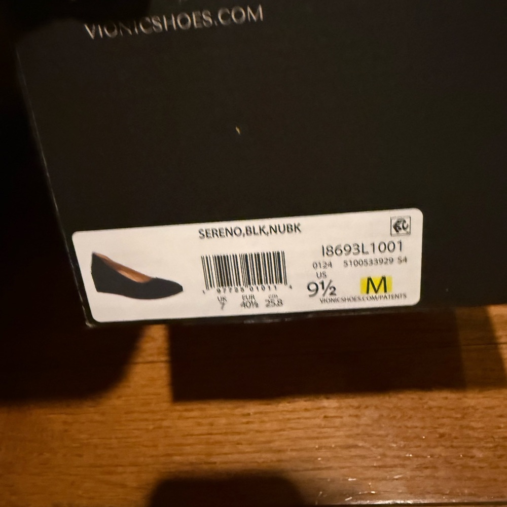 Vionic Sereno Wedge Heels - Picture 2 of 2